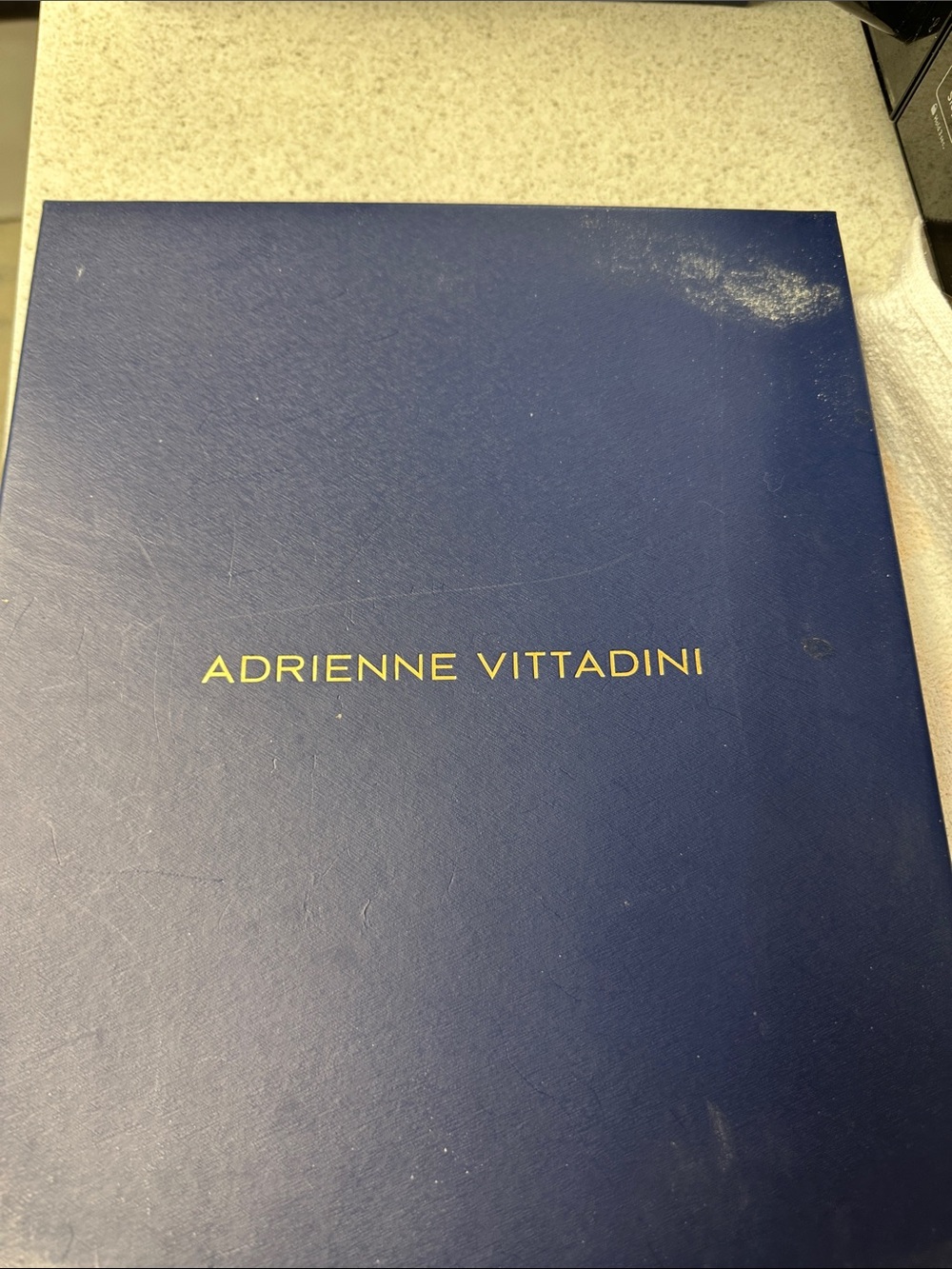 Adrienne Vittadini Box